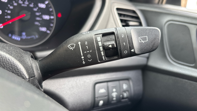 Hyundai i20 1.2 MPi SE 5dr Petrol Hatchback